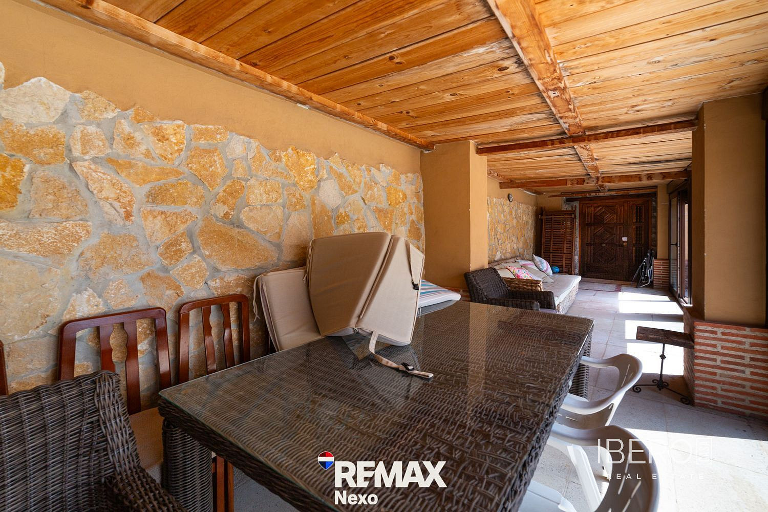 Prodej domu 306 m² s pozemkem 1 000 m²