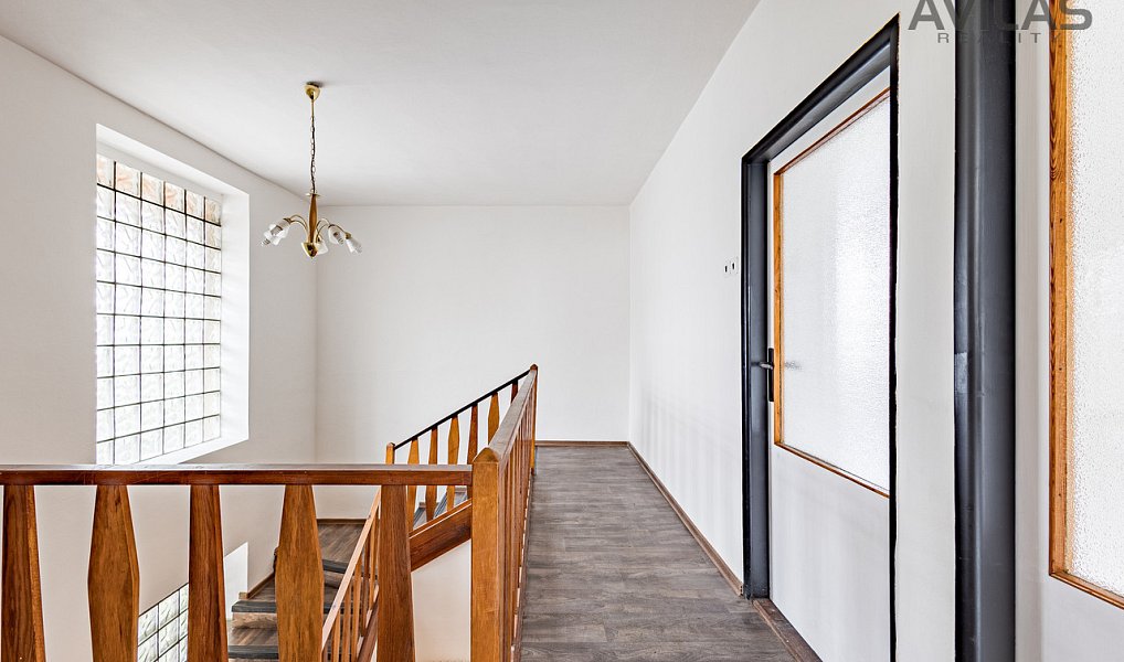 Prodej domu 318 m² s pozemkem 612 m², Praha – náhled fotky 20