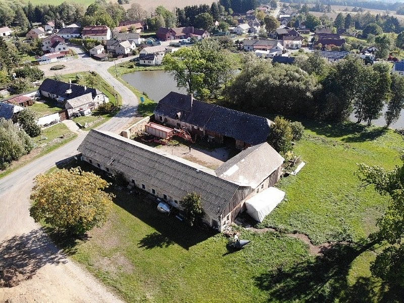 Prodej domu 150 m² s pozemkem 7 700 m² – fotografie 2