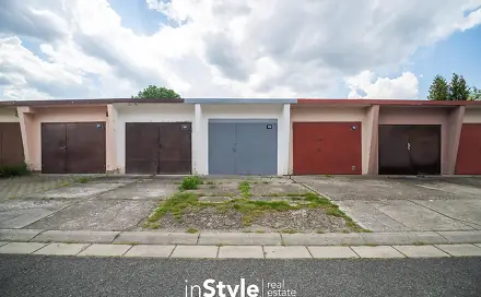Pronájem garáže o výměře 19 m2, ulice Průmyslová, Uherské Hradiště, Průmyslová, Uherské Hradiště