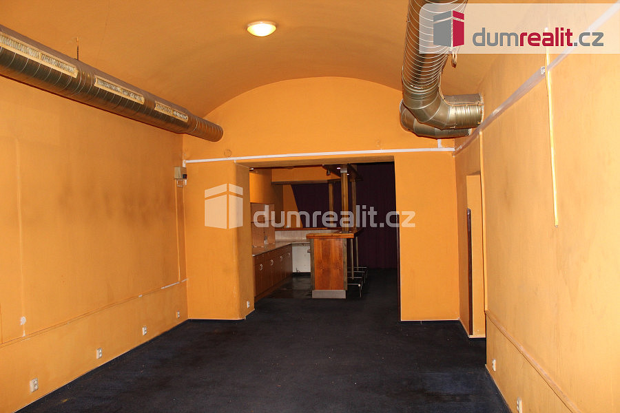 Pronájem obchodních prostor 145 m² - Więcej