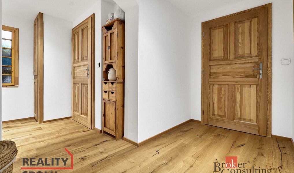 Prodej domu 231 m² s pozemkem 2 229 m², Nejdek – náhled fotky 44