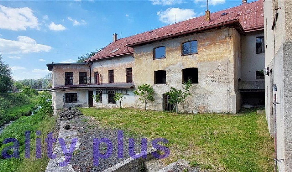 Prodej výrobních prostor 900 m², Heřmanice – náhled fotky 12