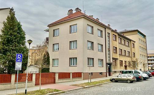 Pronájem bytu 4+1 90 m², Nábělkova, Kroměříž