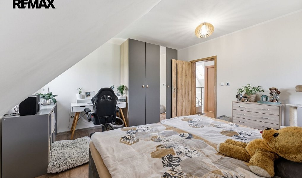 Prodej domu 107 m² s pozemkem 1 233 m², Sezemice – náhled fotky 15