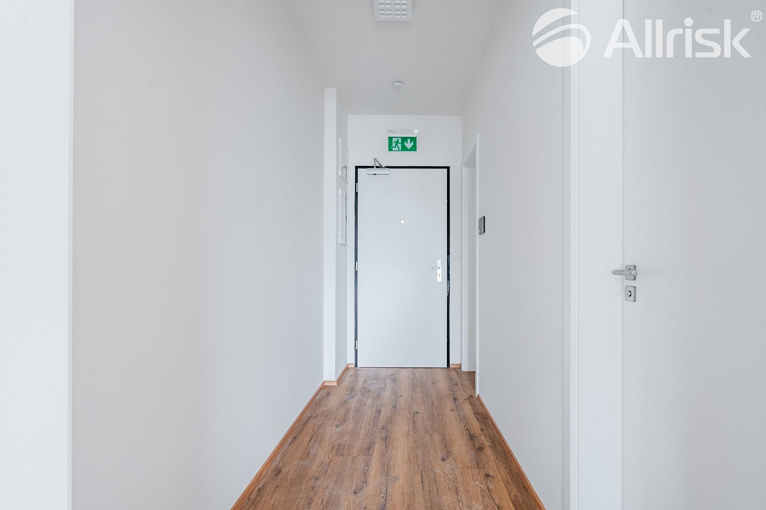 Pronájem obchodních prostor 72 m² — photo 4
