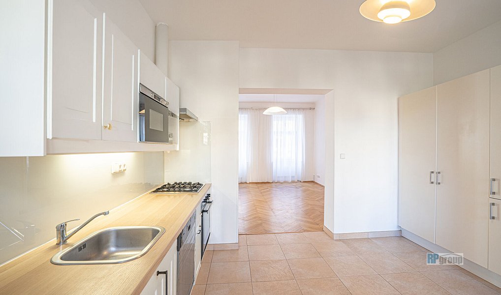 Pronájem bytu 3+1 99 m², Praha – náhled fotky 4