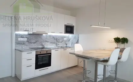 Pronájem bytu 1+kk 32 m²