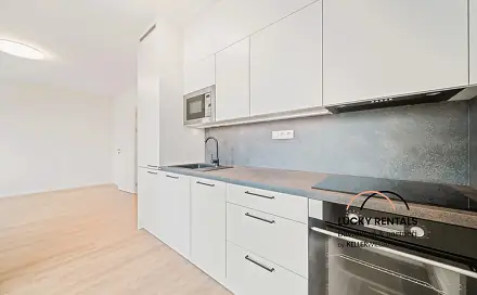 Pronájem bytu 1+kk 32 m²