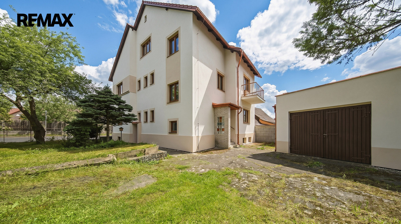 Prodej domu 260 m² s pozemkem 548 m² — photo 2