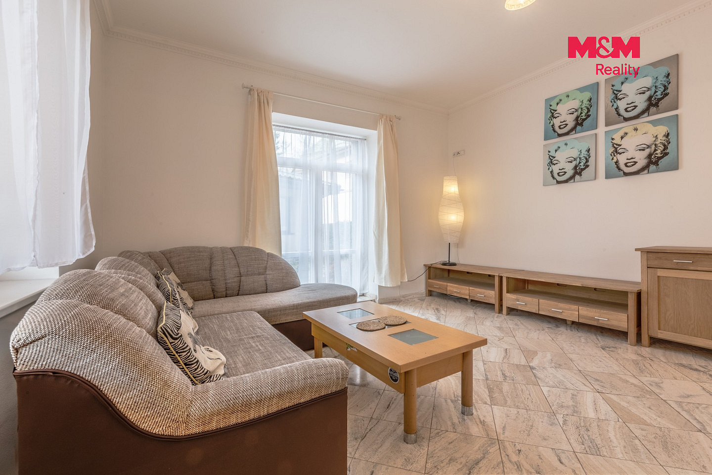 Pronájem domu 140 m² s pozemkem 2 500 m²