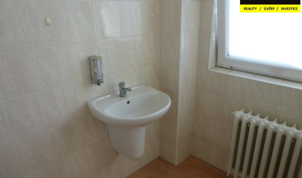 Pronájem kanceláře 342 m², Opava – náhled fotky 18