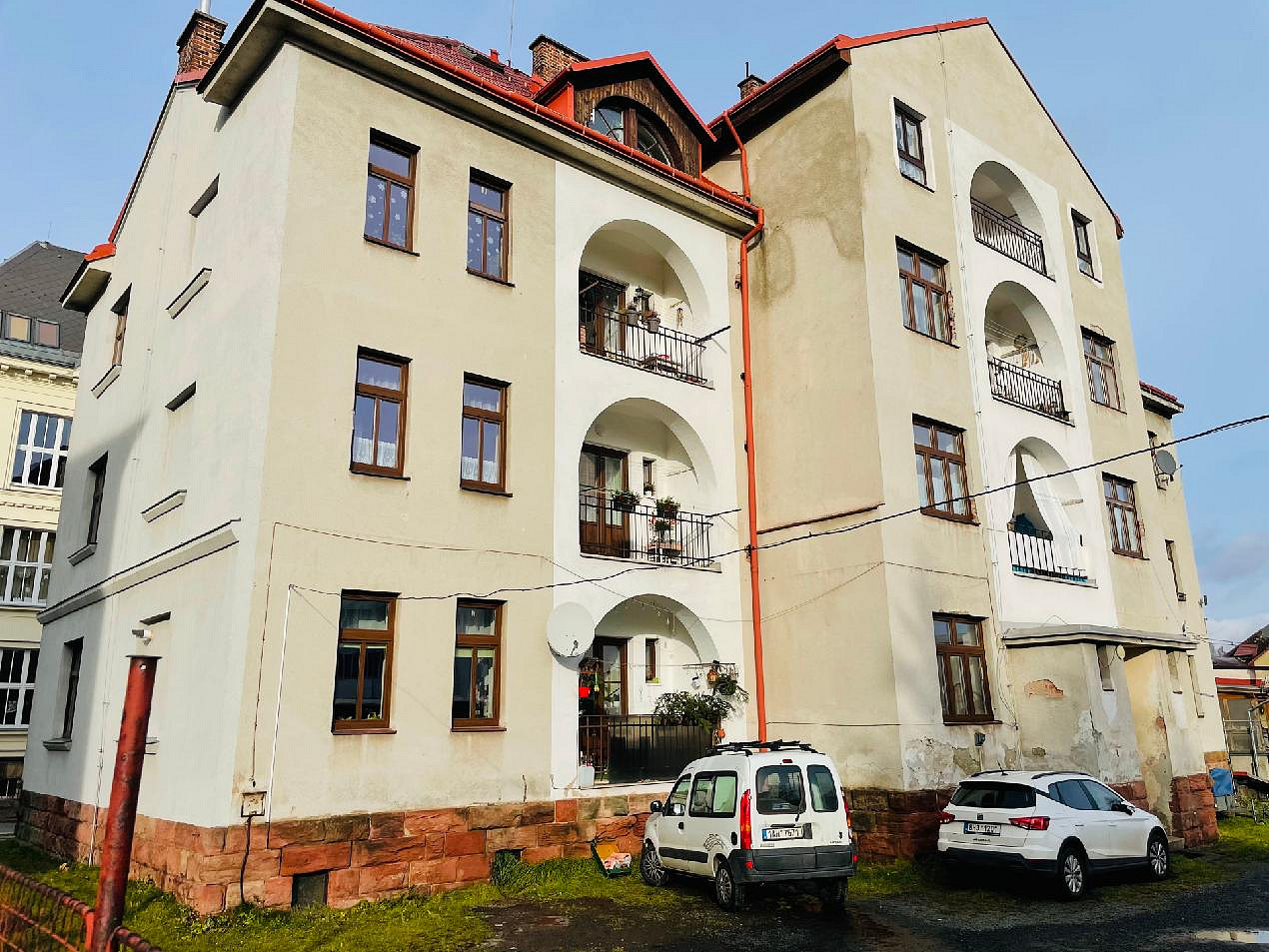 Prodej bytu 3+1 113 m² – pohled 2