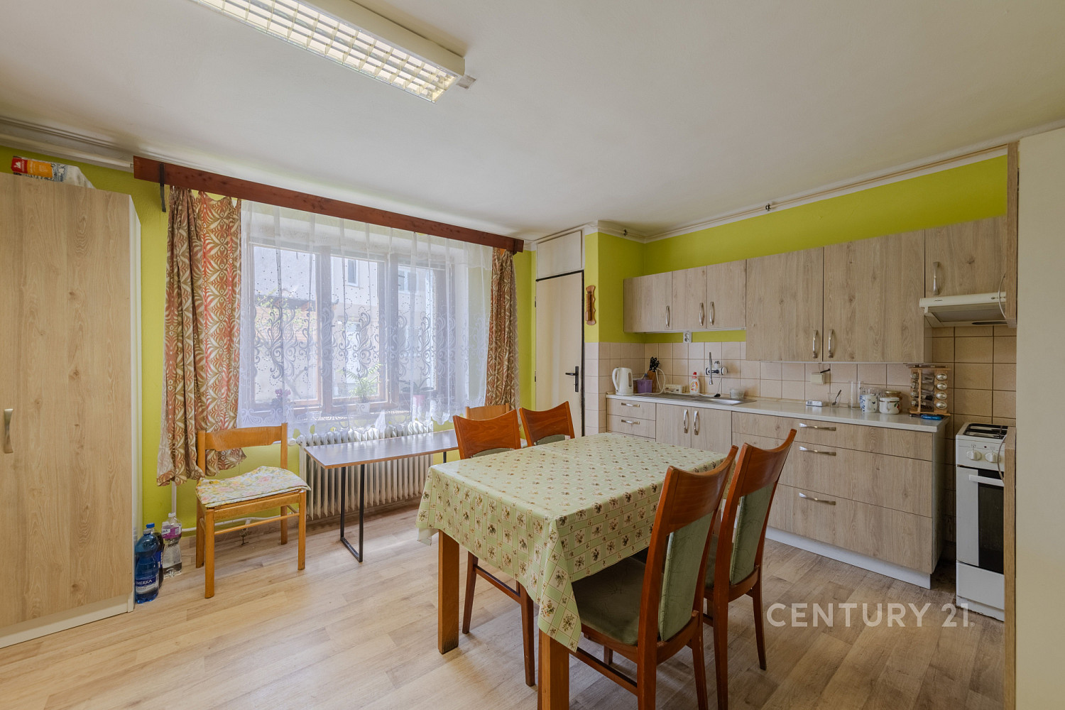 Prodej nájemního domu, činžáku 160 m² – fotografie 4