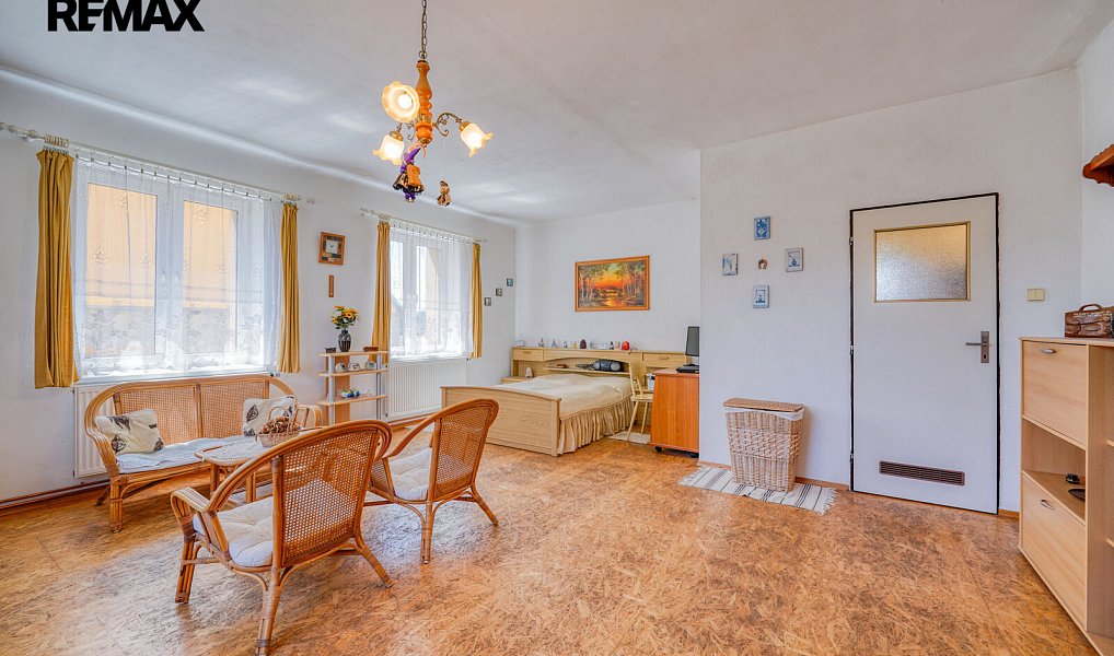 Prodej domu 112 m² s pozemkem 2 366 m², Sedliště – náhled fotky 8
