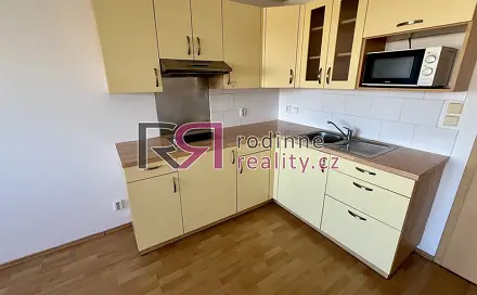 Pronájem bytu 1+kk 24 m², Nad mlýnským potokem, Praha 10 - Dubeč