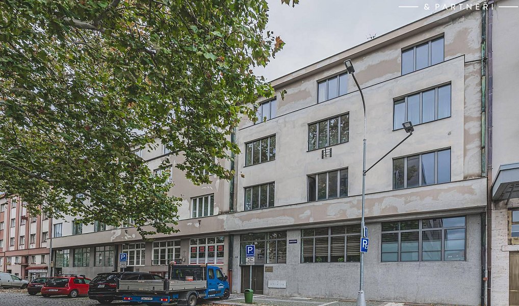 Pronájem bytu 2+kk 59 m², Hradec Králové – náhled fotky 19