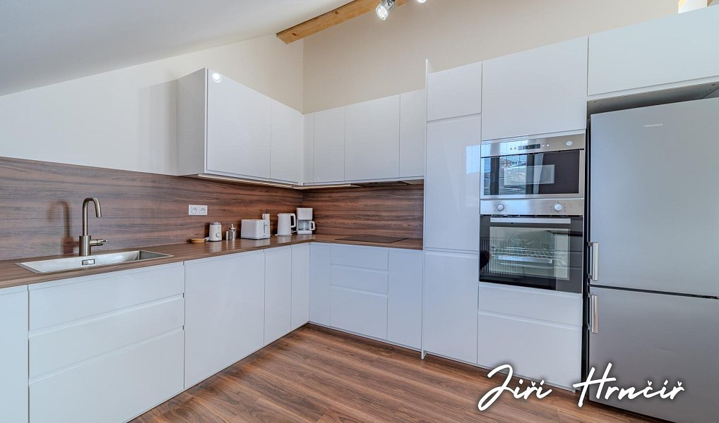 Prodej bytu 3+kk 77 m², Liberec – náhled fotky 2