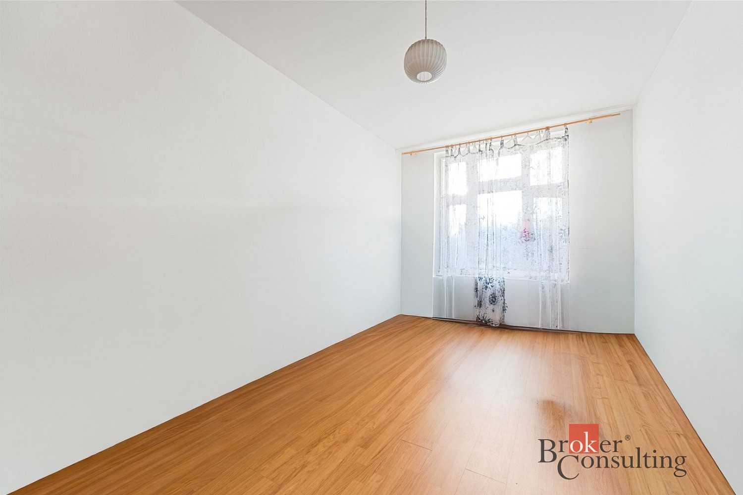 Prodej bytu 2+kk 60 m² – pohled 3