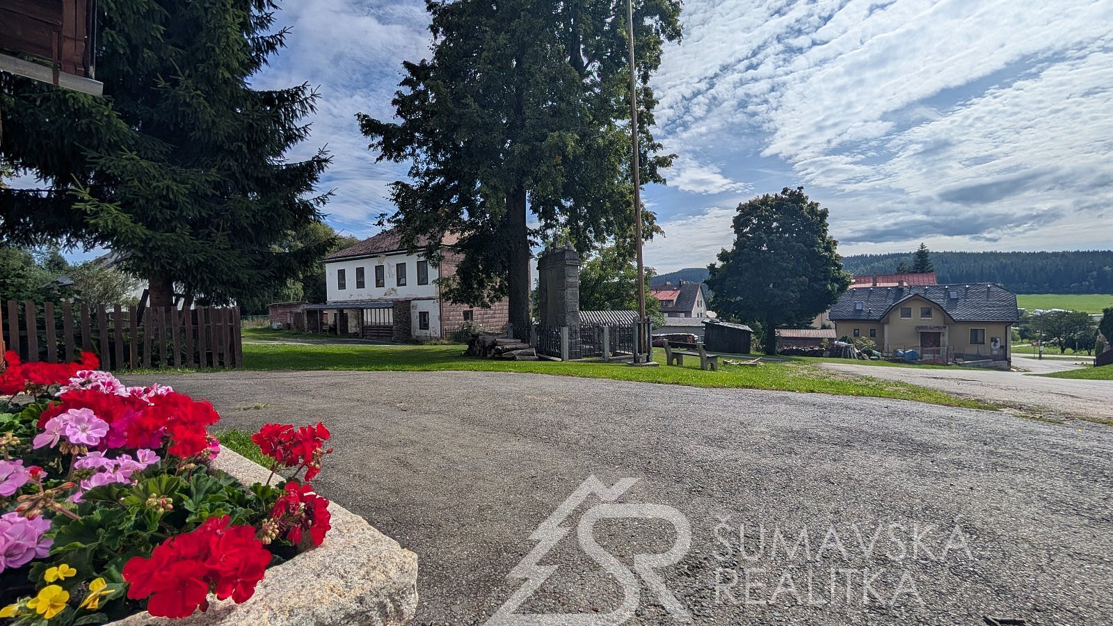 Prodej domu 300 m² s pozemkem 539 m²