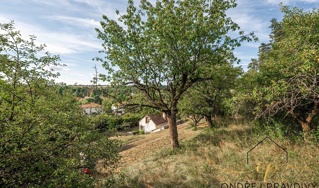 Prodej stavebního pozemku 1 601 m², Statenice – náhled fotky 13