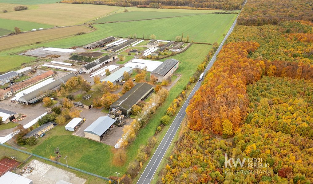 Prodej komerčního objektu (jiného typu) 5 195 m², Lovčice – náhled fotky 8