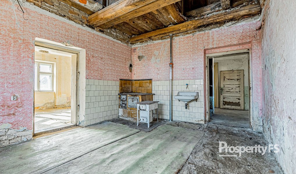 Prodej domu 180 m² s pozemkem 3 422 m², Ropice – náhled fotky 40