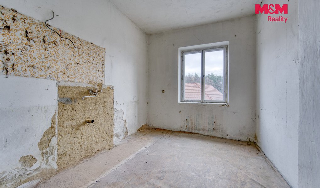 Prodej domu 300 m² s pozemkem 2 031 m², Stříbro – náhled fotky 7
