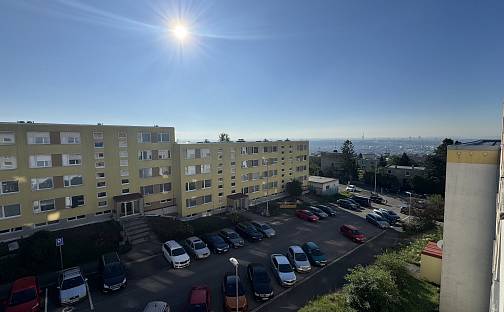 Pronájem bytu 3+1 70 m², Chotovická, Praha 8 - Kobylisy