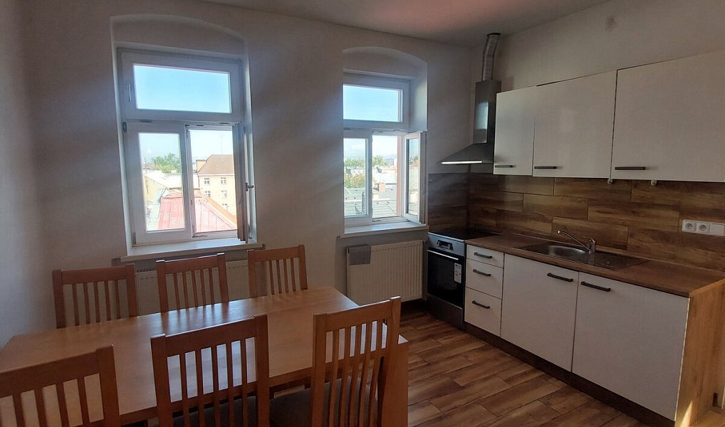 Pronájem bytu 2+1 78 m², Olomouc – náhled fotky 2