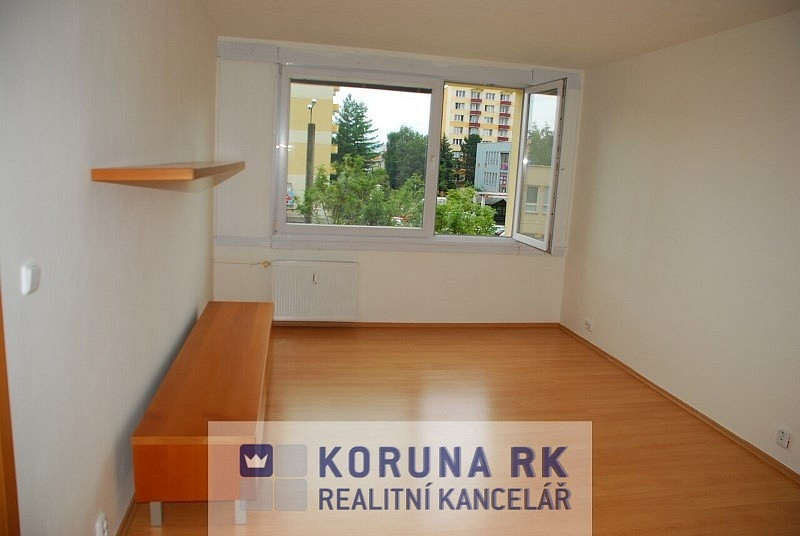 Pronájem bytu 2+1 60 m² – fotografie 5