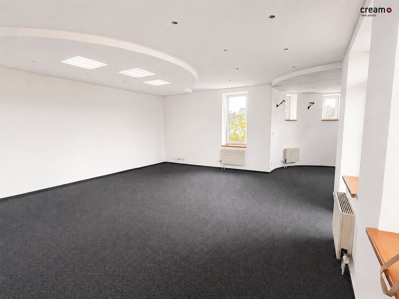 Pronájem kanceláře 51 m² – fotografie 3