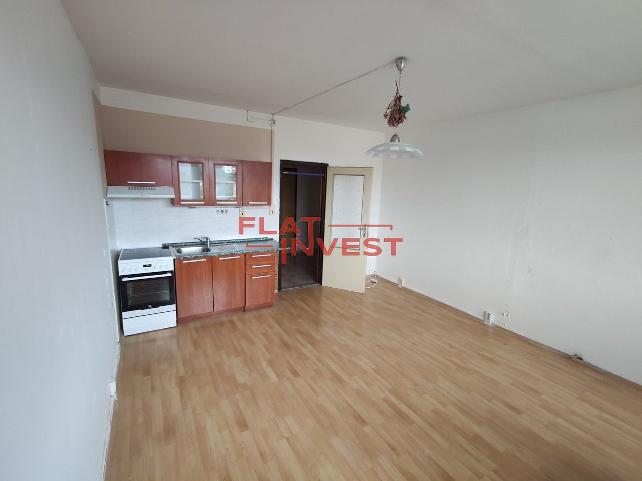 Pronájem bytu 1+kk 32 m² – fotografie 3