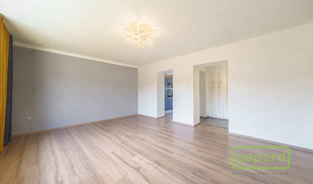 Prodej bytu 3+1 100 m², Karlovy Vary – náhled fotky 7