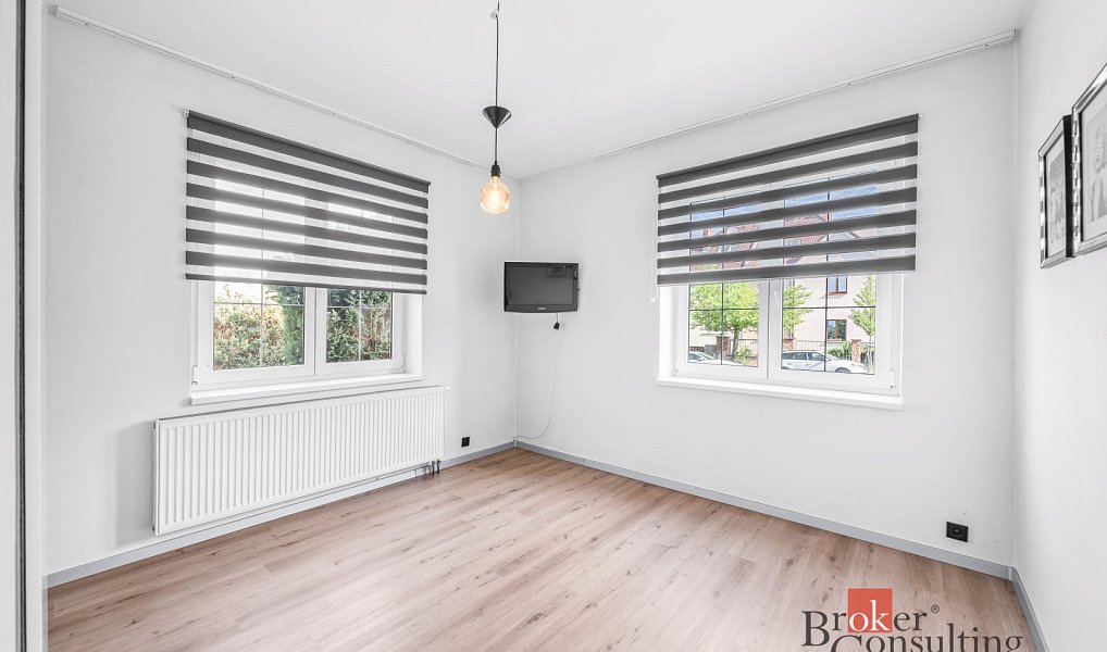 Prodej domu 250 m² s pozemkem 574 m², Plzeň – náhled fotky 10