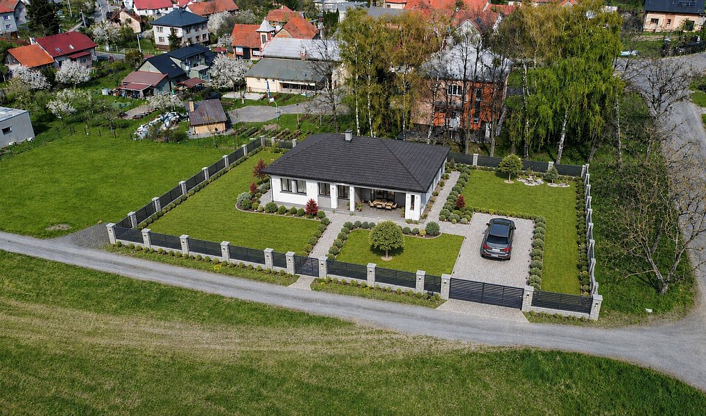 Prodej stavebního pozemku 1 156 m², Lešná – náhled fotky 2