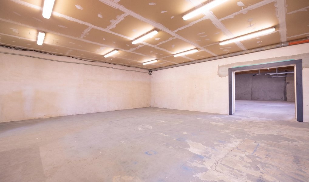 Pronájem skladovacích prostor 115 m², Týnec – náhled fotky 2