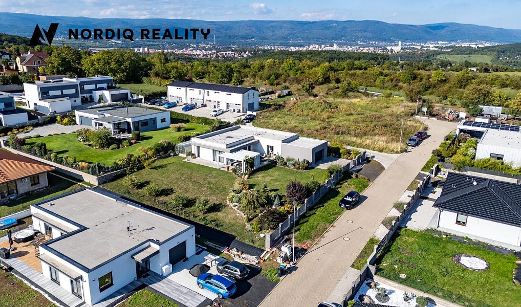 Prodej domu 171 m² s pozemkem 1 243 m², Kladruby – náhled fotky 42