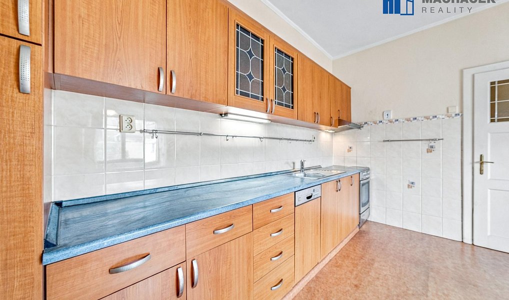 Prodej domu 161 m² s pozemkem 293 m², Zabrušany – náhled fotky 7