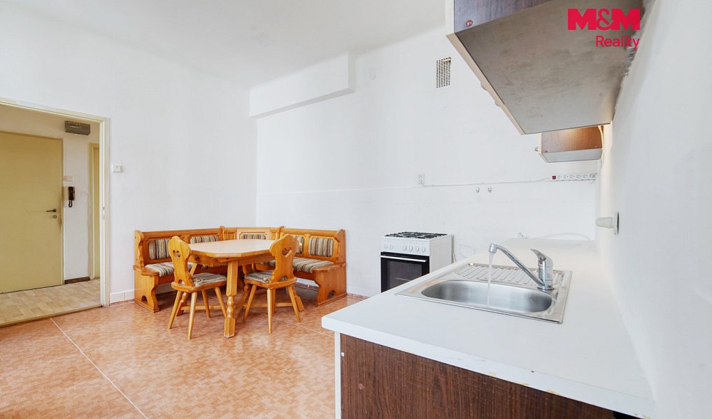 Pronájem bytu 2+1 90 m², Plzeň – náhled fotky 4