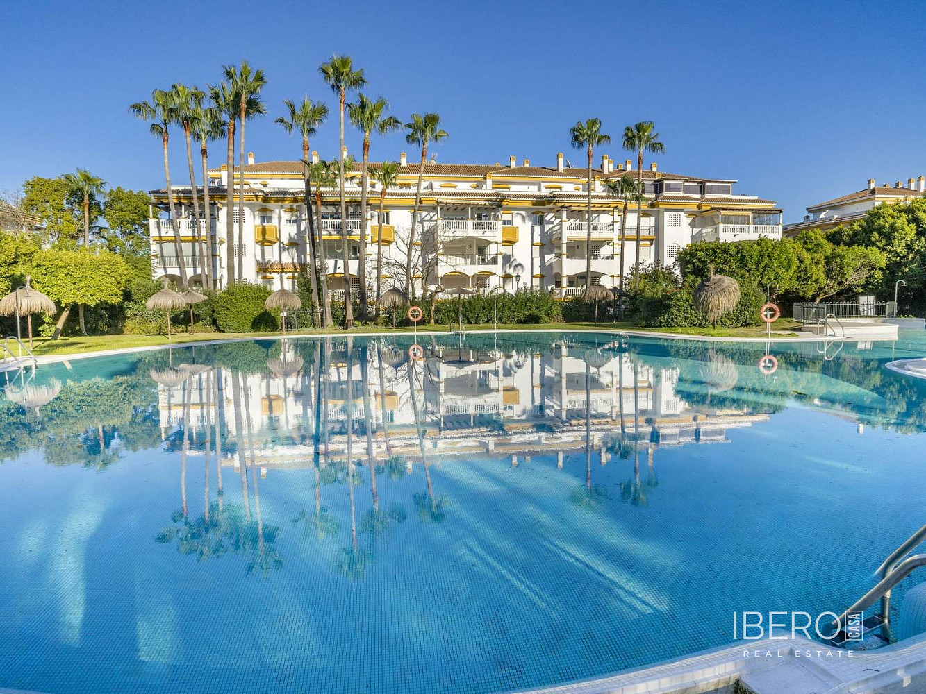Piso 3+kk – Marbella, Nueva Andalucía - Vista 2
