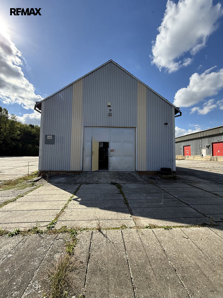 Pronájem skladovacích prostor 7 000 m² – fotografie 4