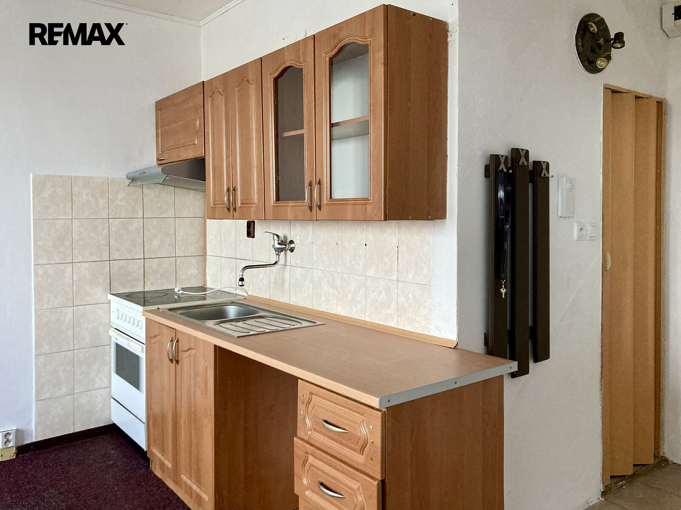 Pronájem bytu 2+kk 36 m² – fotografie 2