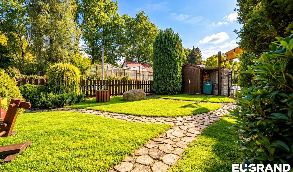 Prodej domu 341 m² s pozemkem 263 m², Šluknov – náhled fotky 2