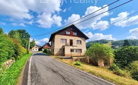 Prodej domu 400 m² s pozemkem 754 m², Zlatá Olešnice, okres Jablonec nad Nisou