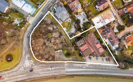 Prodej stavebního pozemku 4 543 m², Novopetrovická, Praha 10 - Petrovice