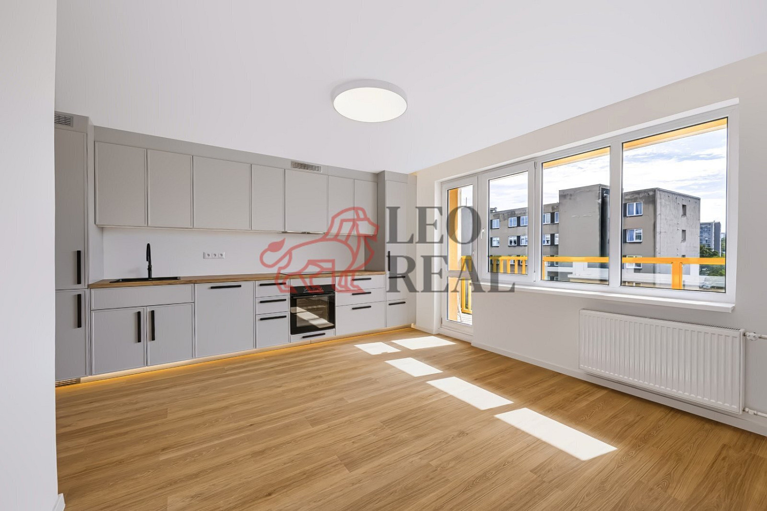 Pronájem bytu 4+kk 81 m²