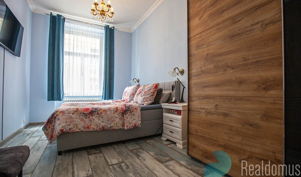 Prodej bytu 2+1 75 m², Karlovy Vary – náhled fotky 13