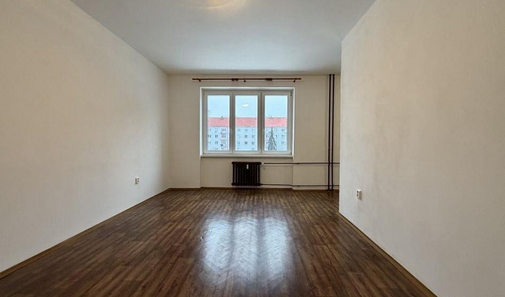 Pronájem bytu 2+1 52 m², Jirkov – náhled fotky 4