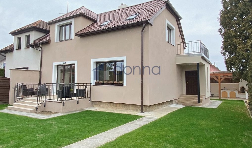 Pronájem domu 183 m² s pozemkem 305 m², Praha – náhled fotky 3
